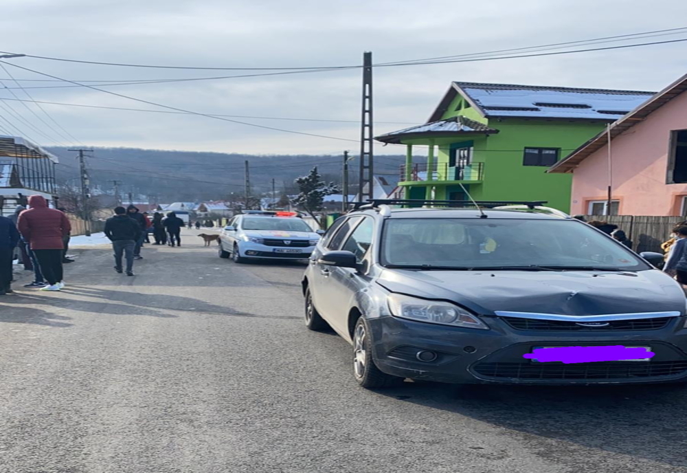Femeie accidentată în Dâmbovița în timp ce traversa strada neregulamentar