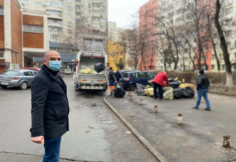 Primarul Sectorului 2, Radu Mihaiu, vrea să desființeze buticurile amplasate pe trotuare sau în zone interzise