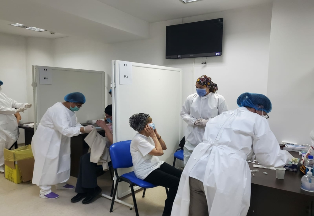 Primăria Arad caută personal medical pentru centrele de vaccinare!