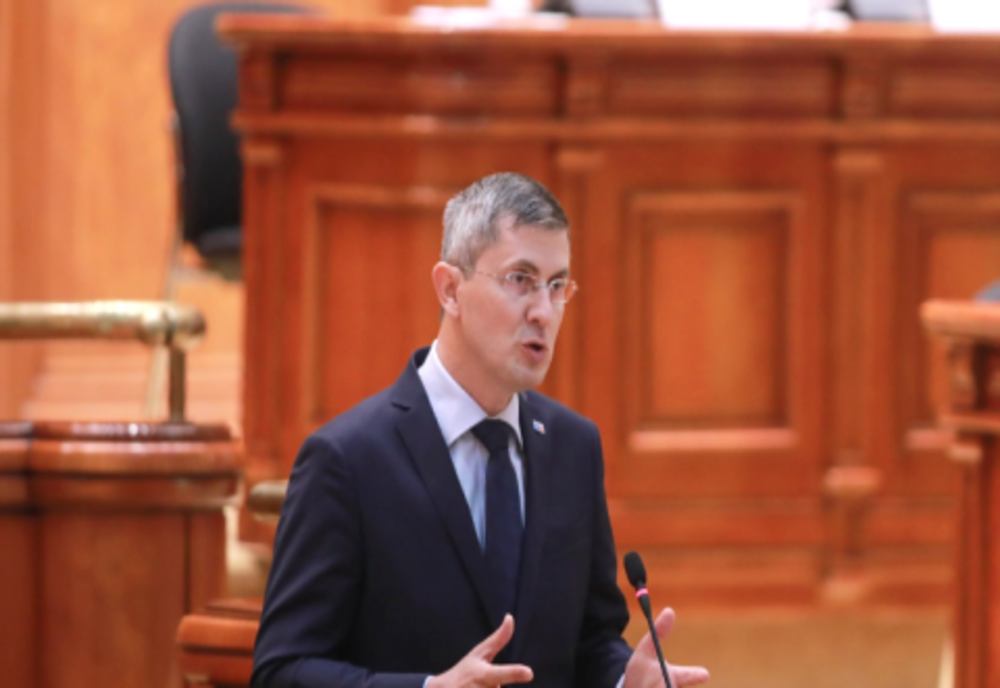 Liderul USR, Dan Barna: „Am eliminat pensiile speciale ale parlamentarilor”