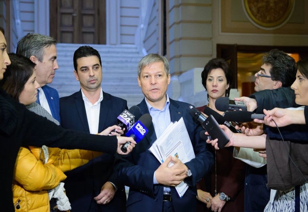 Copreledintele USR PLUS Dacian Cioloș anunță că ”eliminarea pensiilor speciale este prioritara” în noua sesiune parlamentară