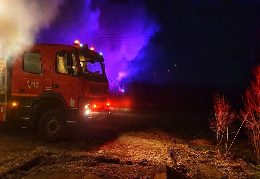 Incendiu pe DN5, între Daia și Uzunu. Polițiștii dirijează circulația în zonă