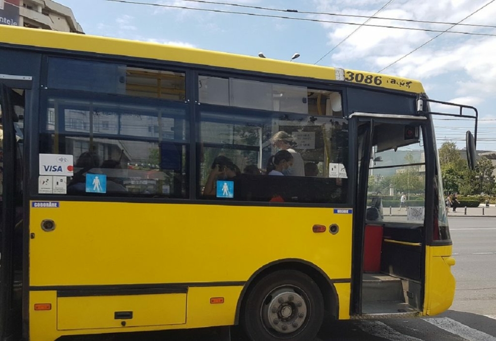 Transport gratuit pentru elevii din Ploiești. Studenții beneficiază de o reducere de 50%