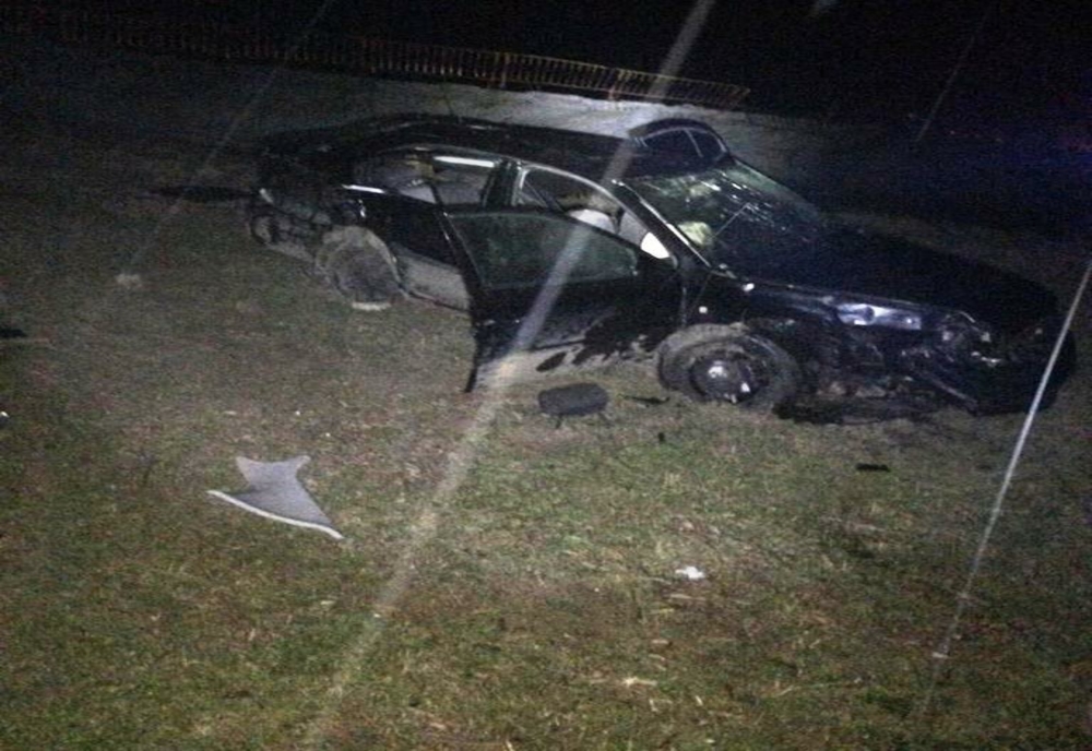 Accident GRAV în judeţul Olt. Cinci adolescenţi au sărit cu maşina peste un pod, de la 30 de metri înălţime