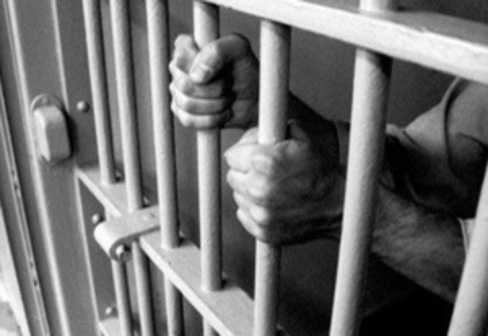 Tânăr din Târgu Mureș, încarcerat! A fost condamnat pentru trafic de droguri