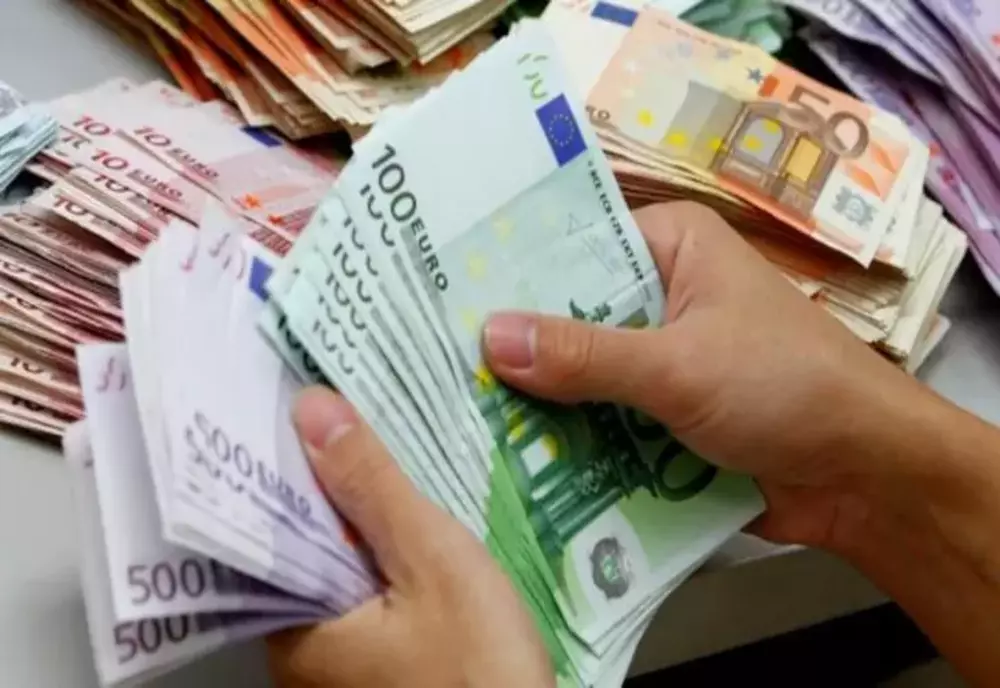 Tinerii fermieri vor putea lua fonduri europene de 100 de milioane de euro