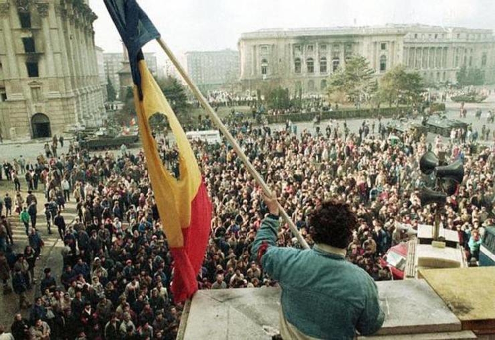 Soarta ”Dosarului Revoluției”, decisă de Instanța Supremă. Ion Iliescu află dacă va fi judecat