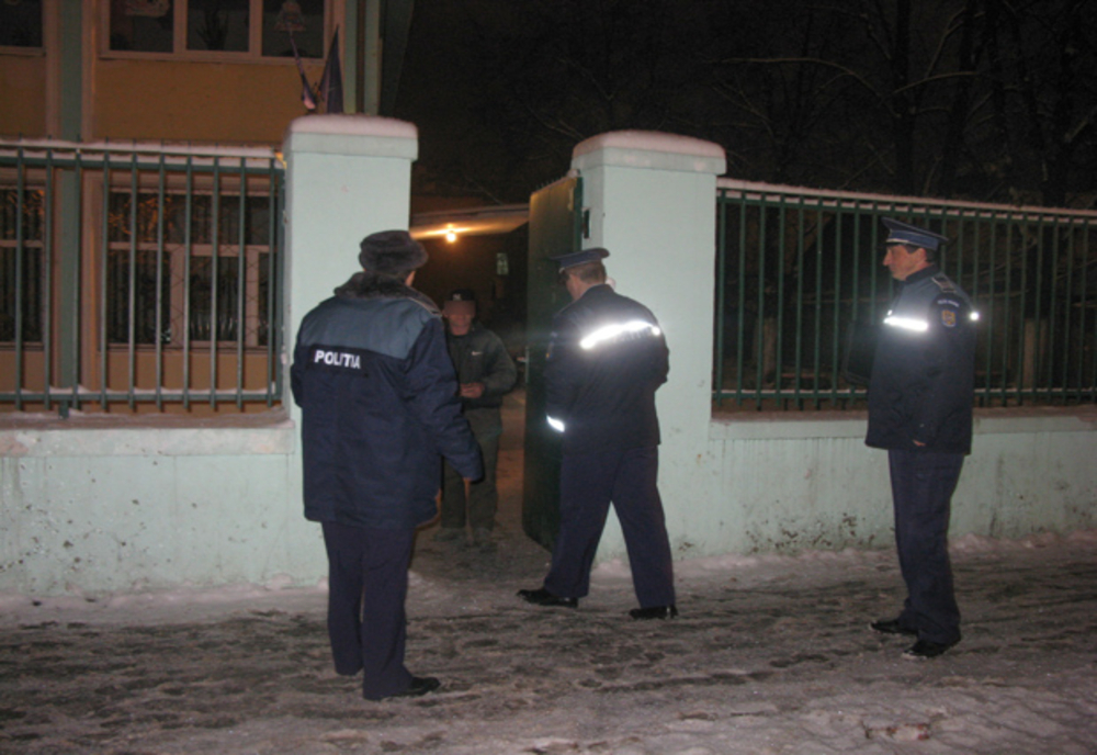 Agenții de pază verificați de polițiștii buzoieni