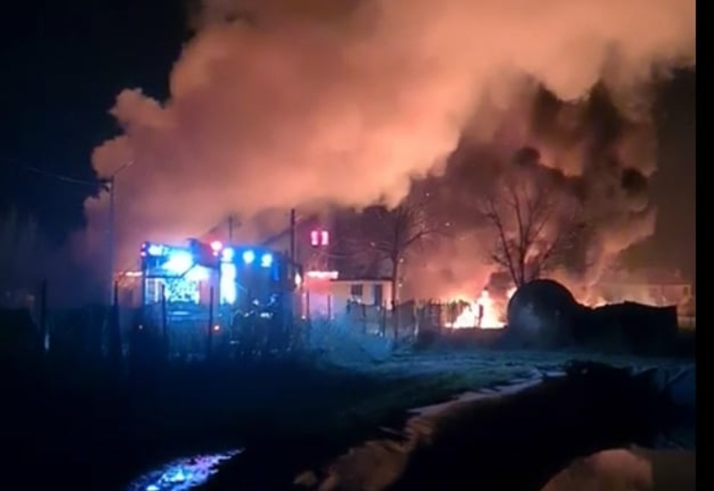 Ce spune ITM Prahova despre incendiul de la depozitul de reziduuri petroliere din Colceag. Cum a izbucnit focul