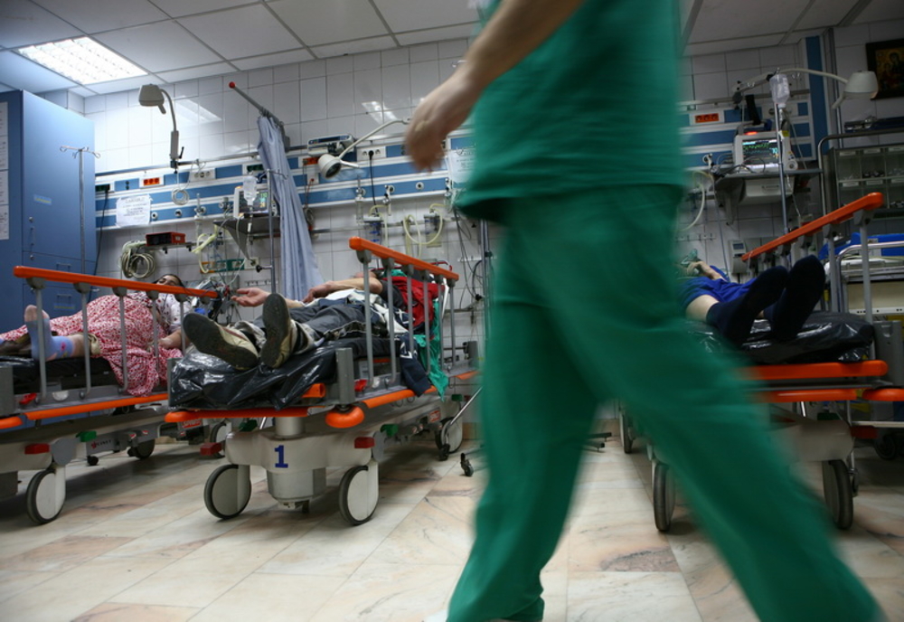 Doi pacienţi cu COVID-19 AU MURIT, la Spitalul Craiova, în timp ce aşteptau transferul la ATI