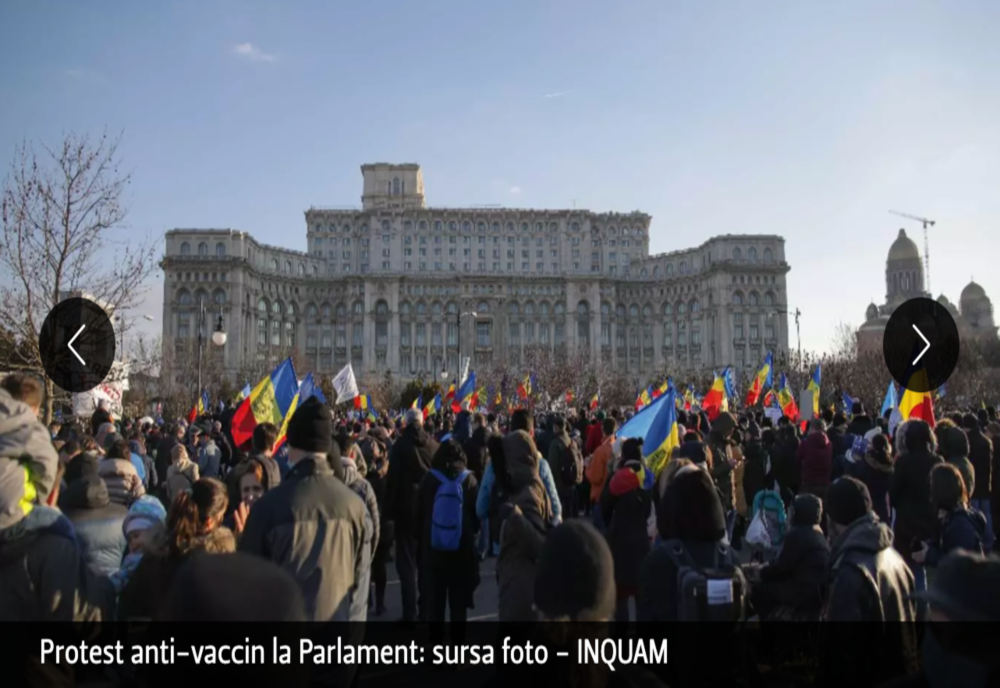 Protest anti-vaccin la Palatul Parlamentului