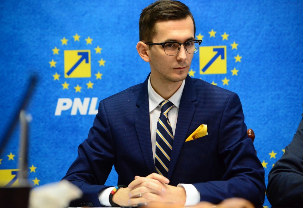Deputatul PNL, Pavel Popescu: Fără nebuni în funcții publice!