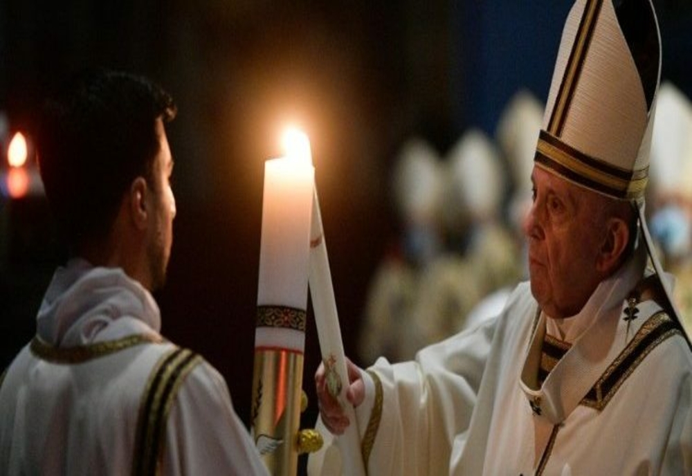 Mesajul Papei Francisc de Paştele Catolic: ”Să nu ne pierdem niciodată speranţa”