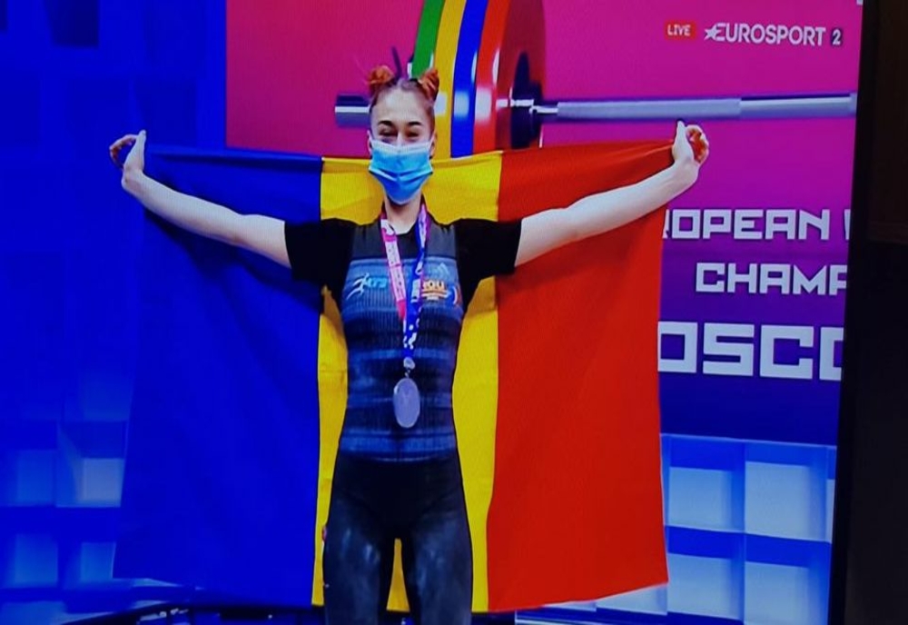 Sportiva băcăuană Cosmina Pană a obținut argintul la Campionatele Europene de haltere de la Moscova