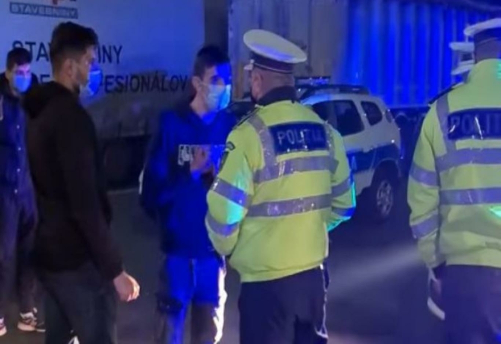 VIDEO Anchetă a poliției, după ce mai multe tineri amenințau că „le dau teroare” oamenilor legii