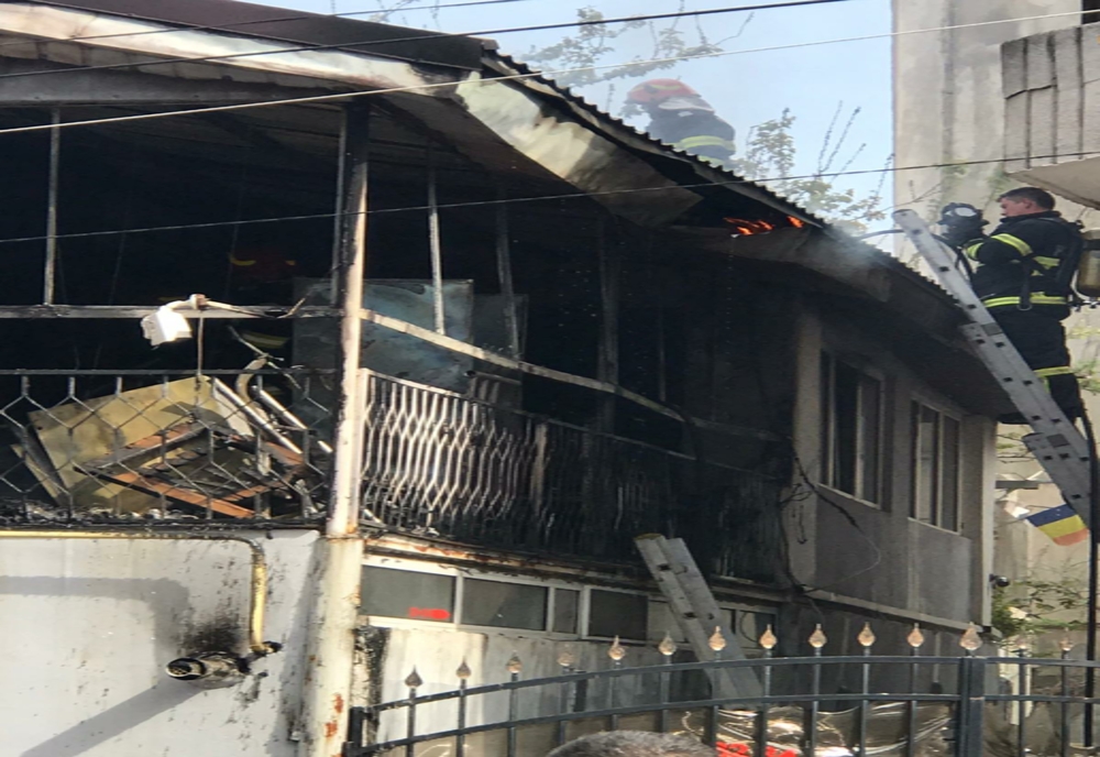 Explozie la o casă de pe strada Golești