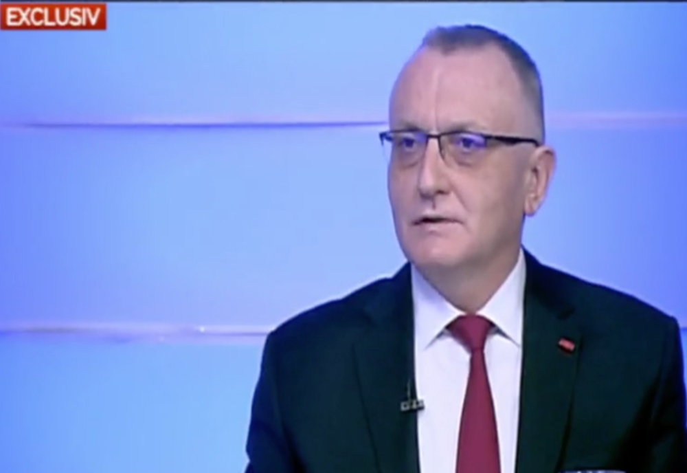 Ora 21: Ministrul Educației, Sorin Cîmpeanu, invitat la Realitatea PLUS. Ce se întâmplă cu examenele naționale