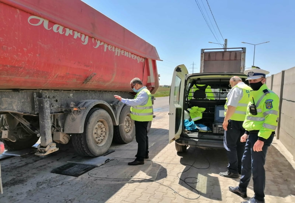 Controale pe drumurile județene din Giurgiu privind legalitatea transporturilor agabaritice