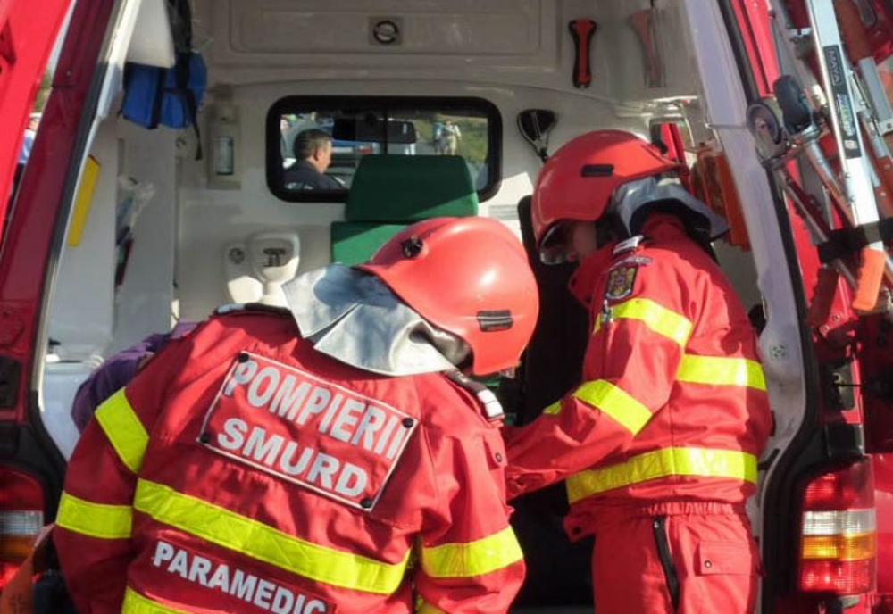 Femeie din Ghimpați căzută într-o pivniță, salvată de pompieri