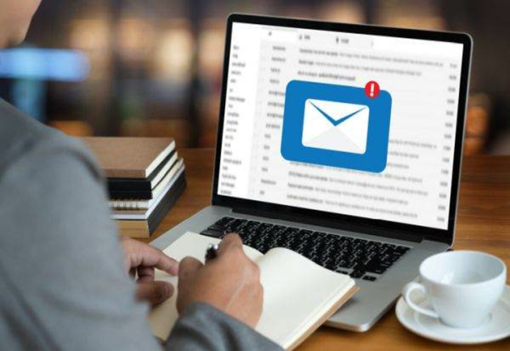 ALERTĂ: Val de atacuri de tip sextortion scam via email