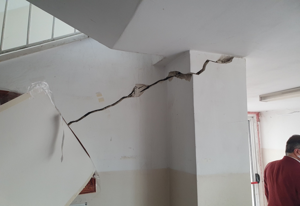 Școală distrusă, în pericol de prăbușire în București