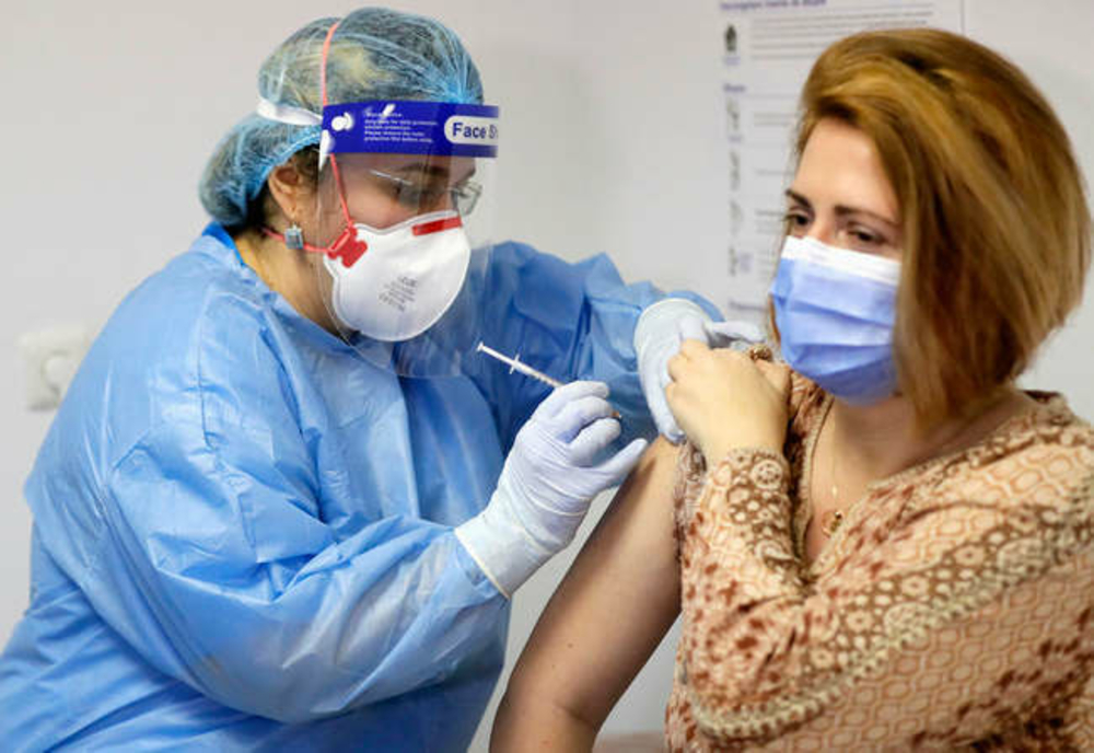 25 de medici de familie din Giurgiu încep de marți vaccinarea anti-COVID, în propriile cabinete
