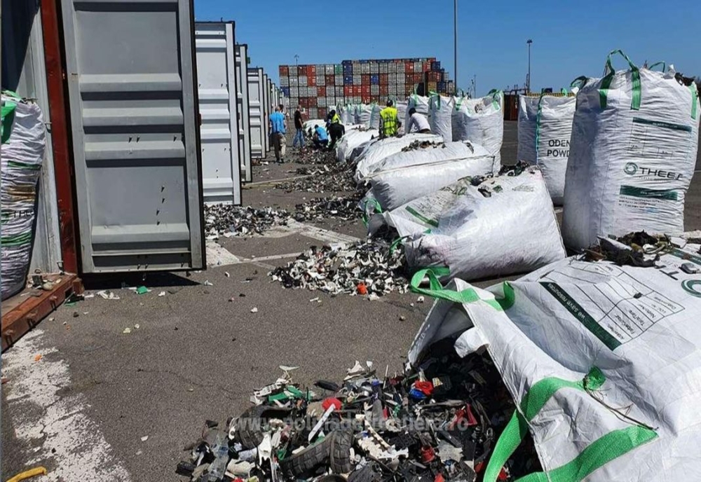 Firmă din Prahova, cercetată de procurori pentru importul ilegal de deșeuri periculoase