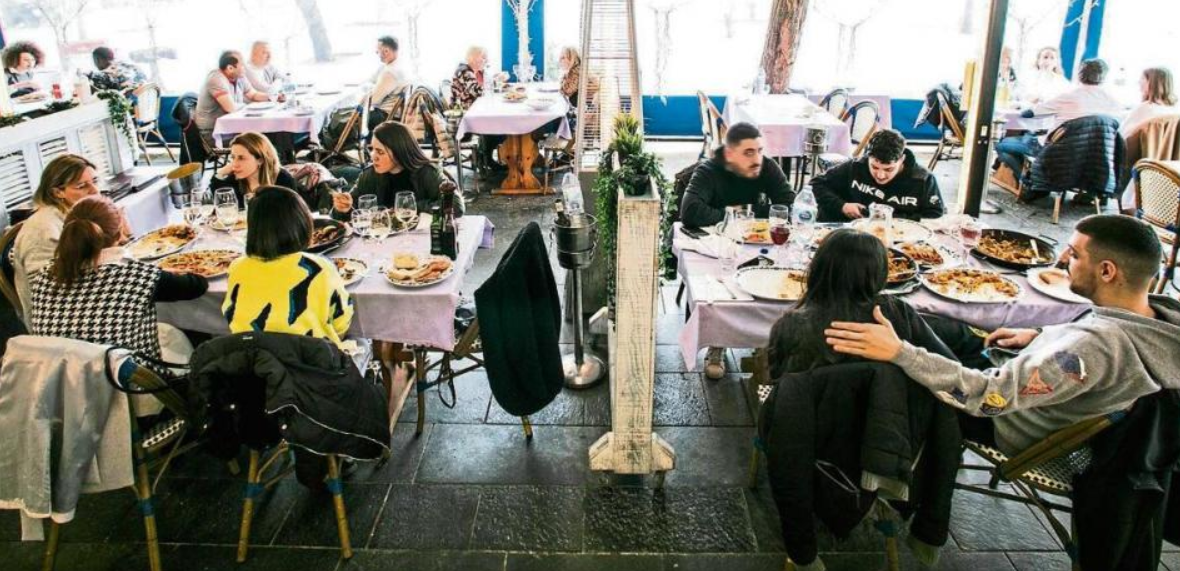 Experiment COVID la Barcelona: 20 de restaurante deschise cu 100% capacitate și fără distanță între clienți