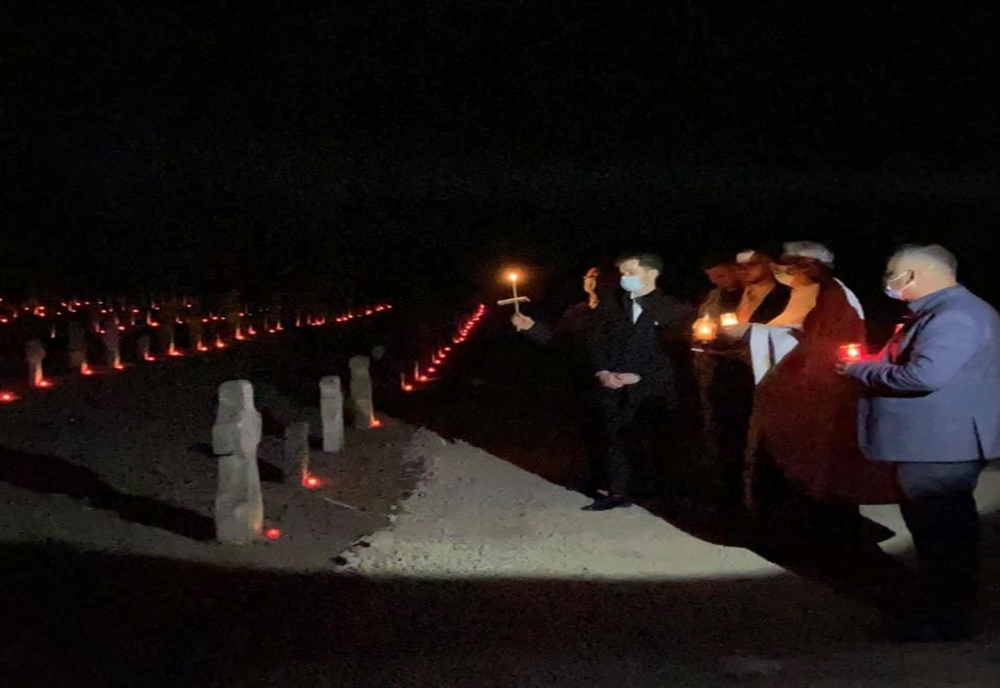 416 suflete au primit din nou Lumina Învierii Domnului în Cimitirul din comuna Șuțești
