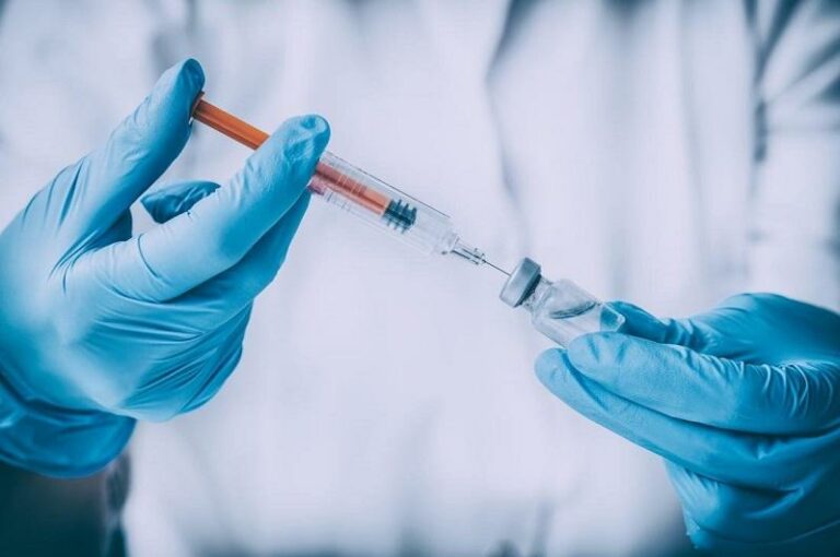 Un nou vaccin anti-Covid ar putea fi aprobat în UE
