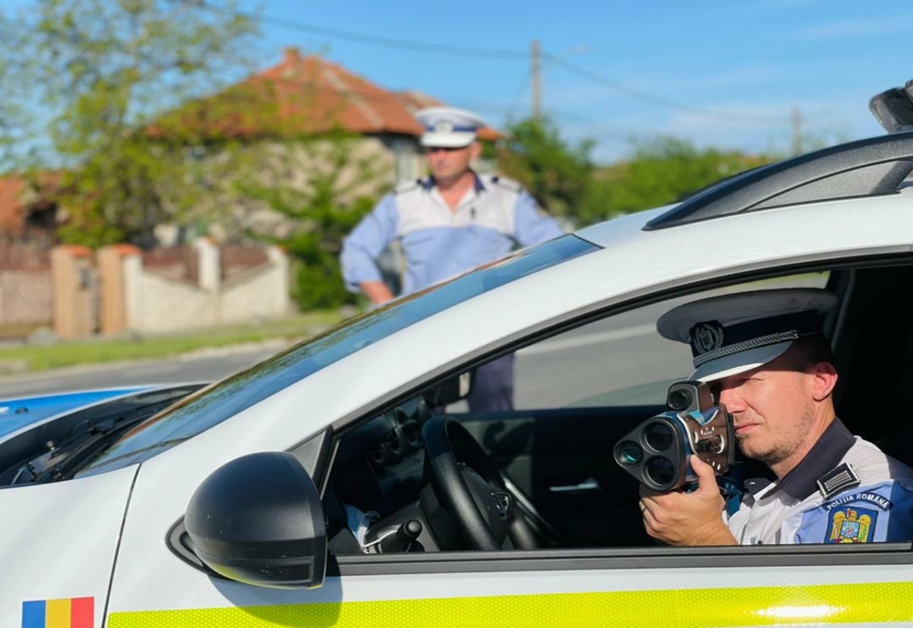 Ieșean fără permis, depistat de poliţişti cu viteza de 134 km /h în localitate 
