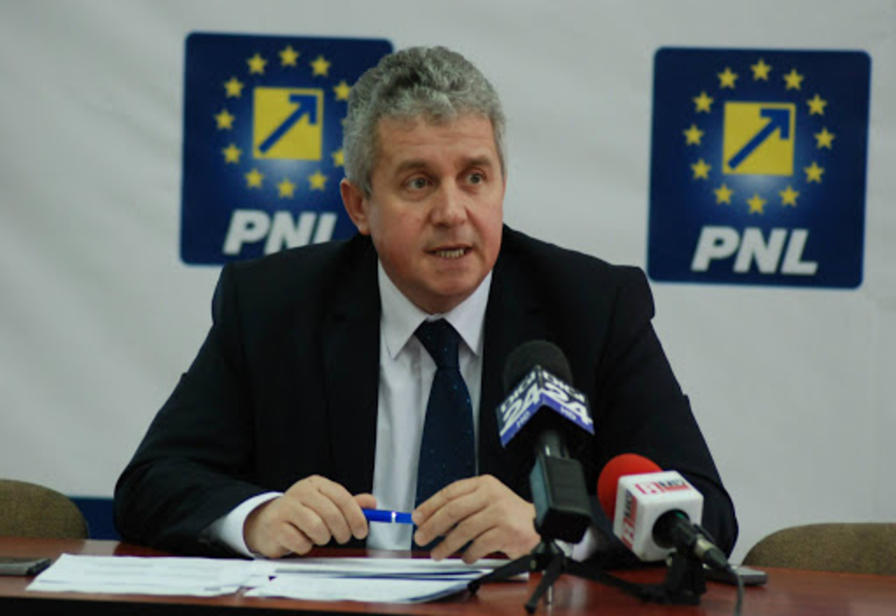 Președintele PNL Cluj, Daniel Buda, are trei nume din partid pentru președinție: Rareș Bogdan, Florin Cîțu și Emil Boc