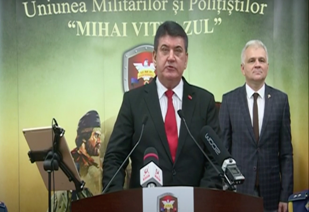 VIDEO – Gabriel Oprea, fost ministru al Apărării, a premiat Eroii României