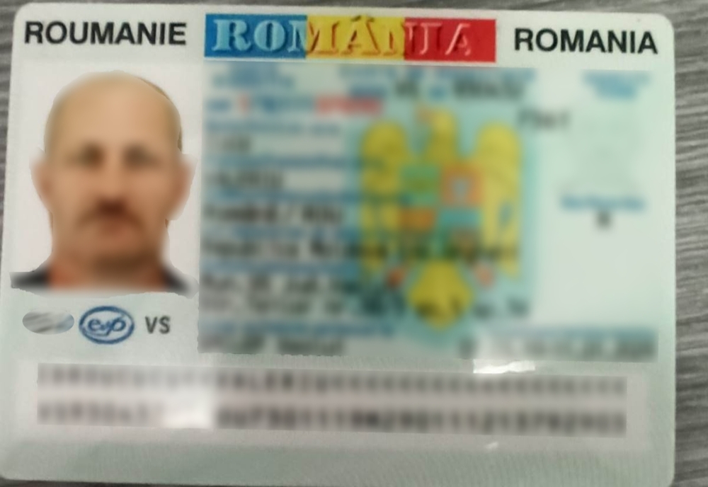 Carte de identitate falsă, procurată cu 250 de euro şi descoperită la controlul de frontieră
