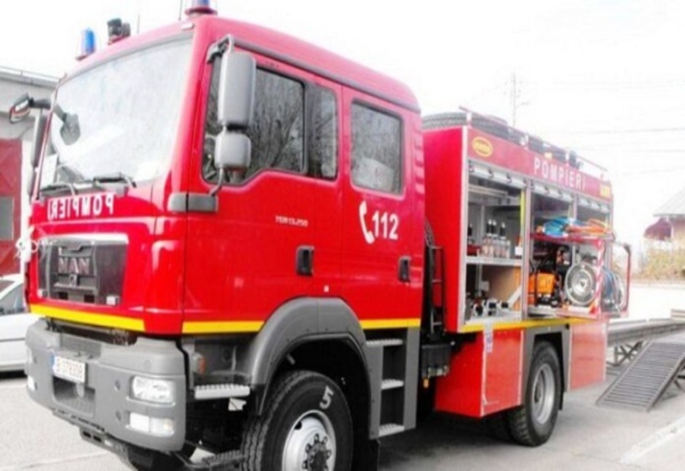 Alertă într-o localitate din Dâmbovița! Pompierii au intervenit ca urmare a sesizării unui miros puternic de gaze
