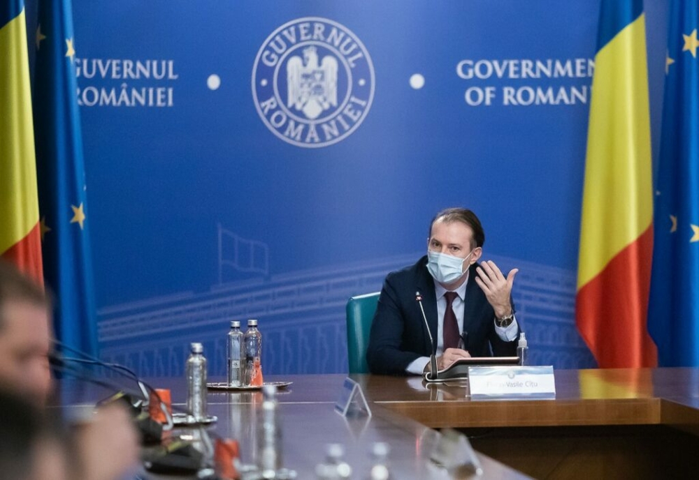 Sondaj CURS: Mai mult de jumătate dintre români NU vor demiterea guvernului Cîțu