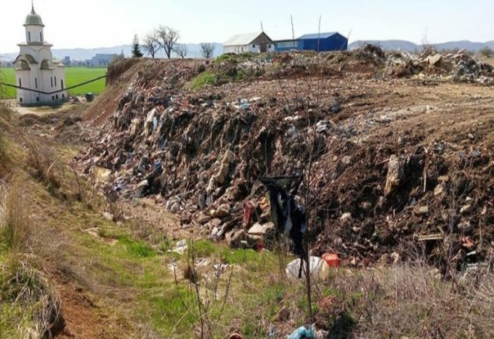 Primăria orașului Băicoi amendată de Garda de Mediu pentru depozitarea necontrolată a deșeurilor
