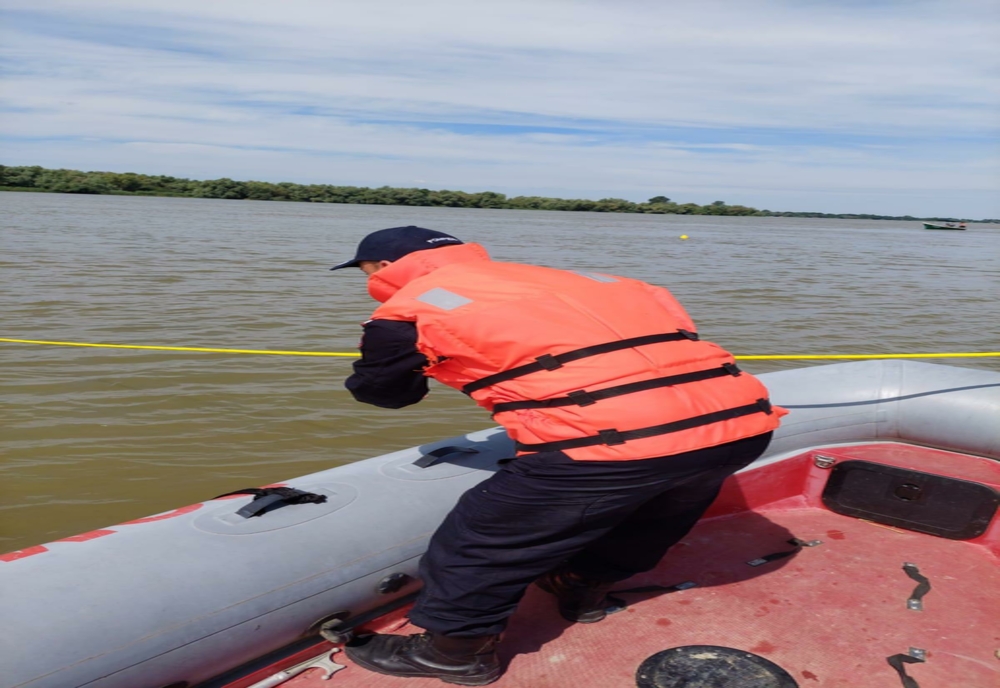 VIDEO A patra zi de căutări în apele Dunării. Bărbatul dispărut e de negăsit