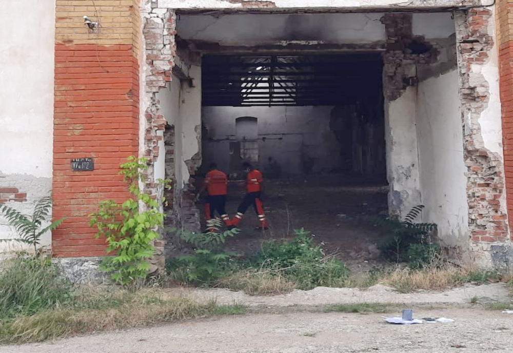 Tânăr din Găești, găsit spânzurat într-o clădire părăsită