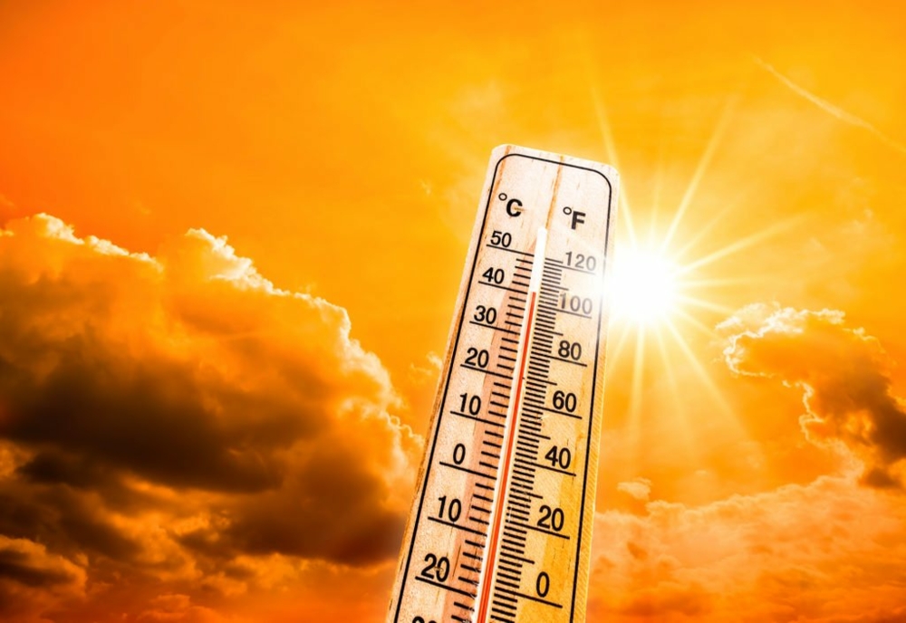 Atenție, români! Astăzi este cea mai călduroasă zi din an. Meteorologii nu exclud instituirea codului roșu de caniculă