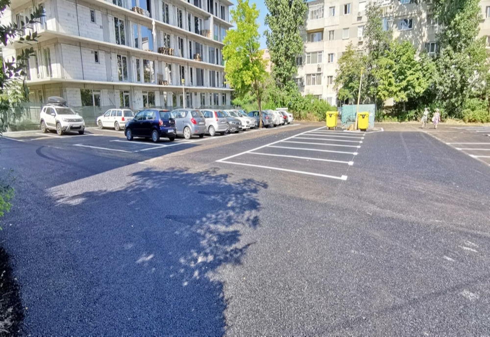 Noi locuri de parcare  în zona Dacia
