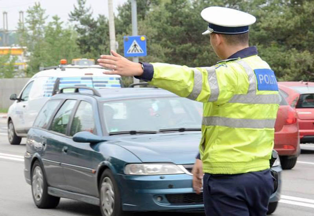 Zeci de permise de conducere reţinute de poliţiştii din Olt, în weekend