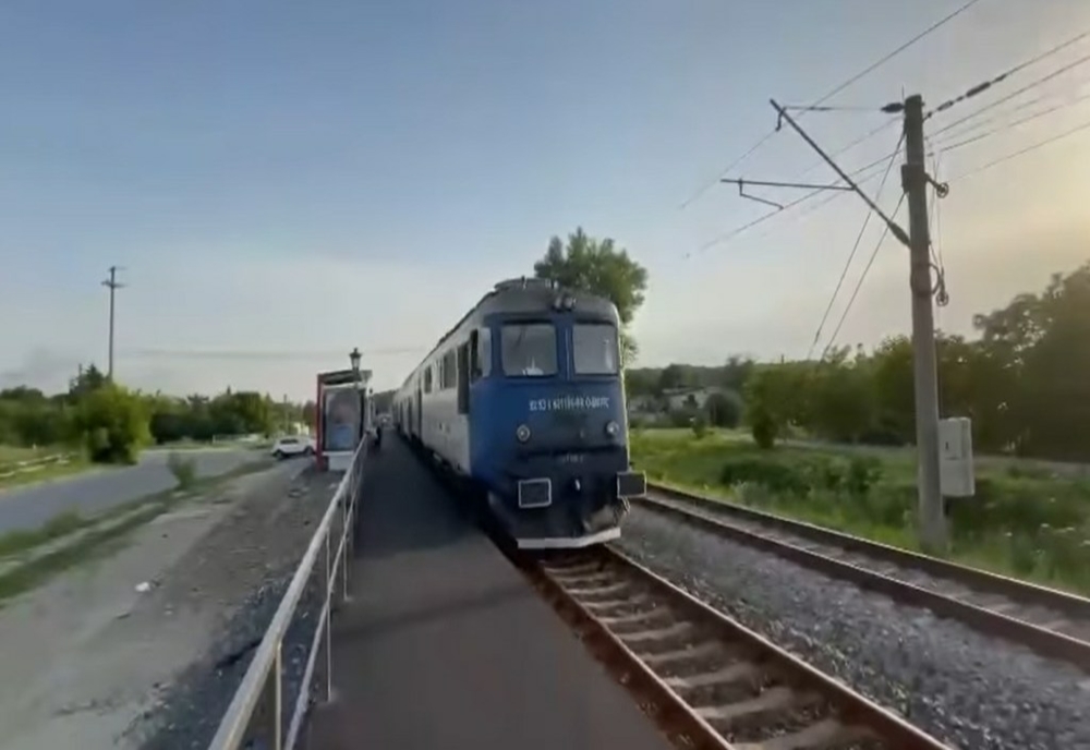 De astăzi, trenurile CFR Călători spre și dinspre Aeroportul Otopeni opresc și la Mogoșoaia