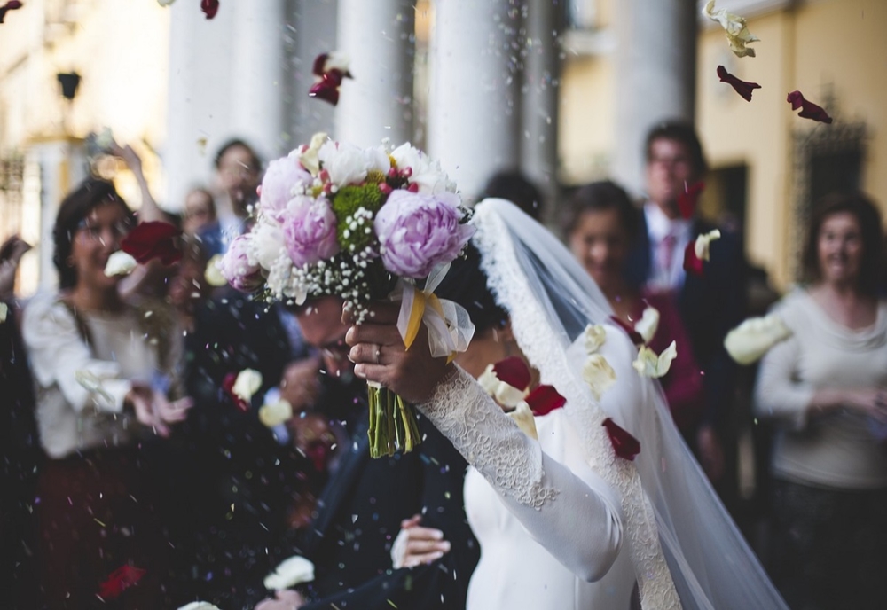 Nuntă cu 1.700 de persoane, în Târșolț! Organizatorul a fost amendat, iar procurorii au deschis și un dosar penal
