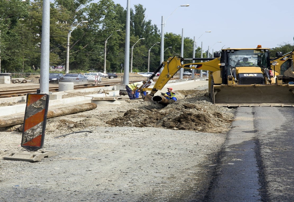 Lucrările de asfaltare a străzii Siderurgiștilor vor devia traficul în perioada 17-23 august