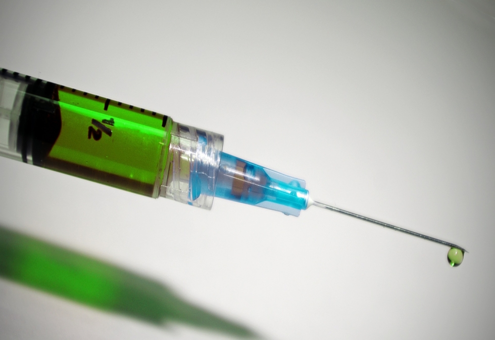 Vaccinarea obligatorie a personalului sanitar! Cei care refuză imunizarea anti-Covid-19 vor fi sancţionaţi