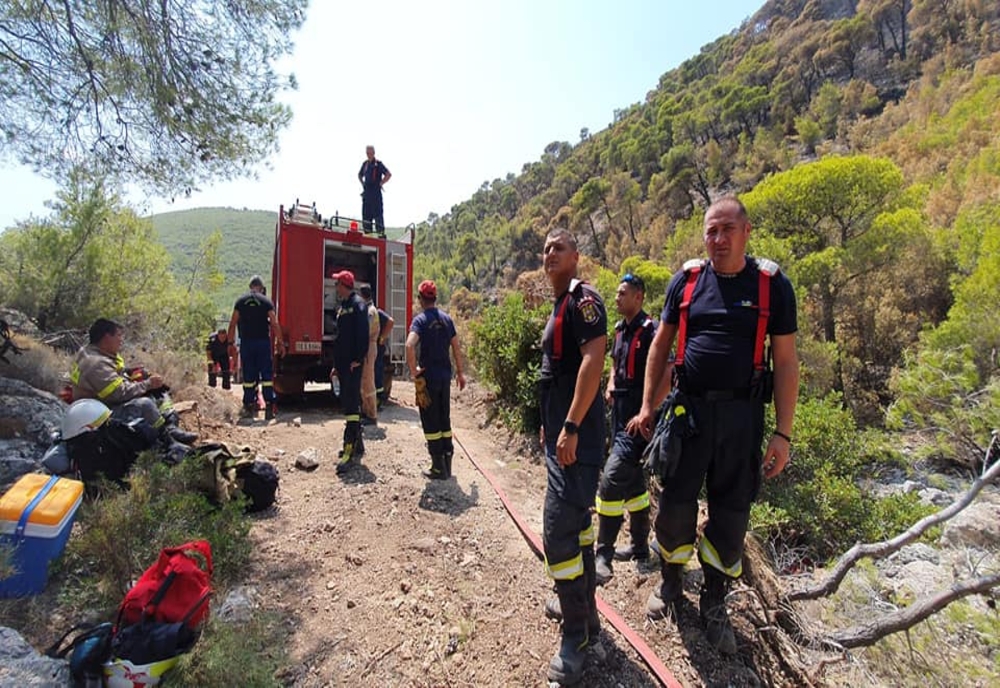 Pompierii români în Grecia, pregătiți să intervină pentru lichidarea eventualelor focare izolate