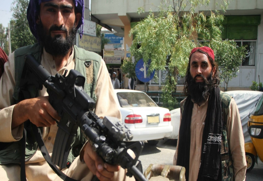 Talibanii au trimis sute de combatanți către o zonă care refuză să se supună controlului