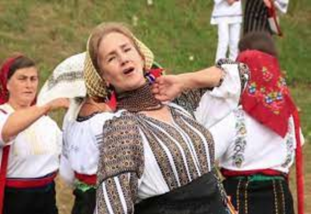 VIDEO „Ruşine, Sofia Vicoveanca!“ Celebra artistă a avut o ieşire nervoasă la Festivalul Haiducilor