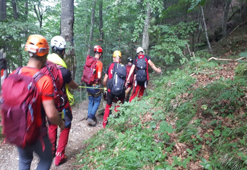 Operațiune de salvare în Bucegi. Un turist s-a accidentat pe traseul montan